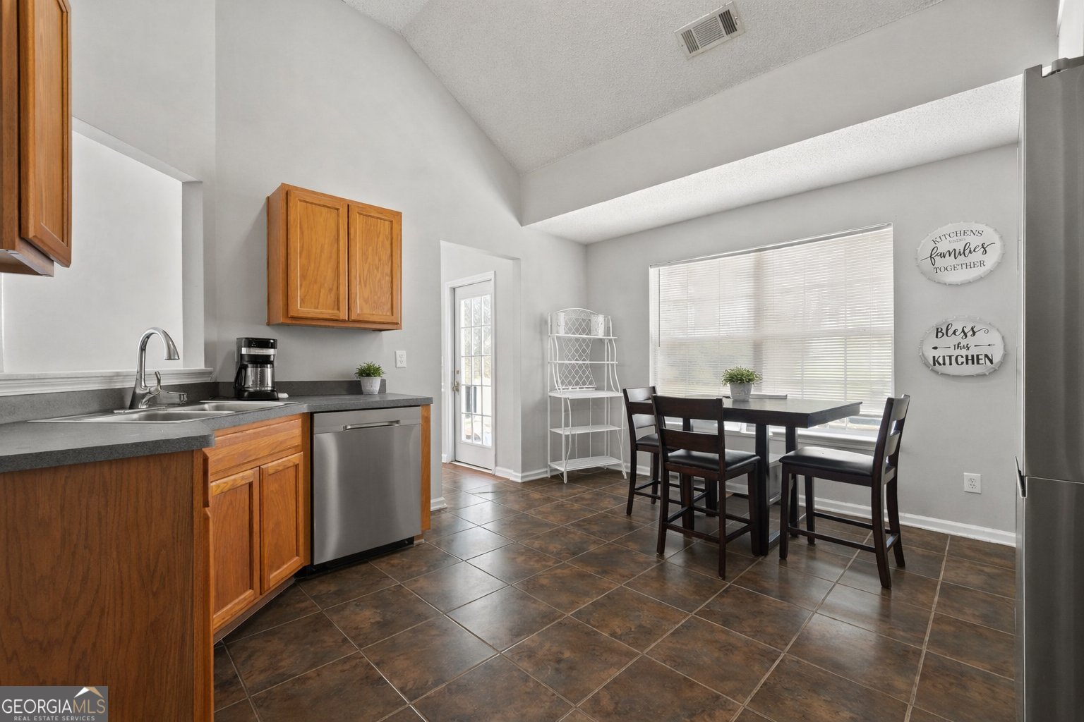 4090 Clarks Trail Douglasville - Photo 7