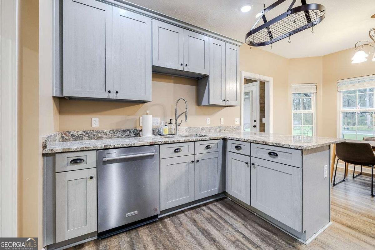 116 Penny Lane Guyton - Photo 11