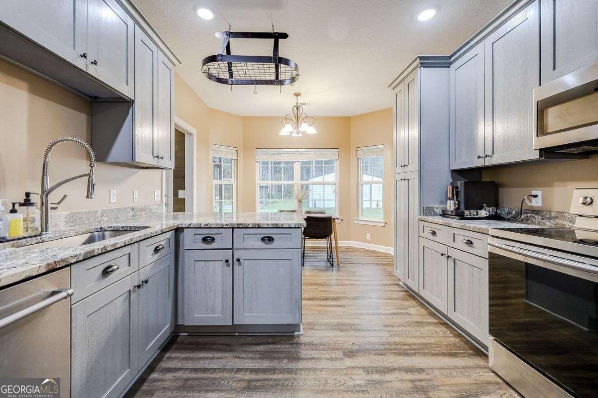 116 Penny Lane Guyton - Photo 12