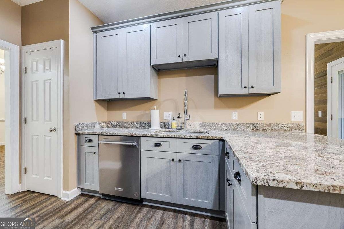 116 Penny Lane Guyton - Photo 9