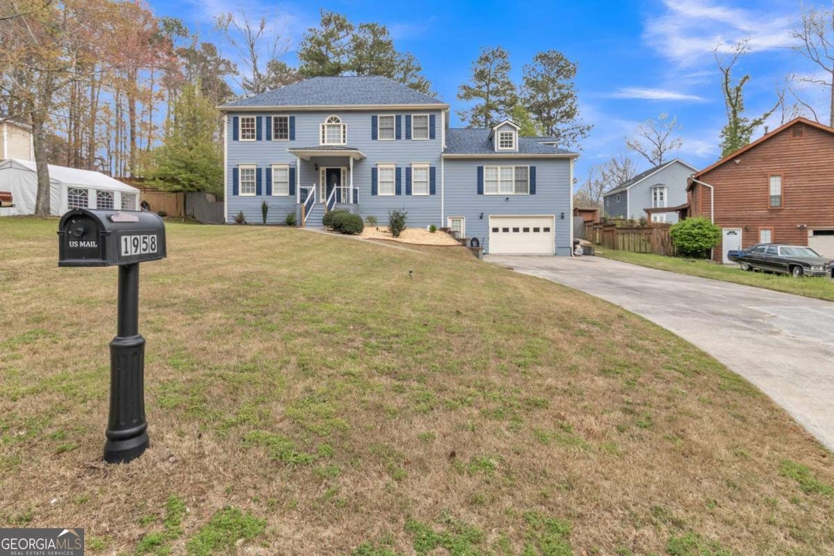 1958 Stonewood Drive Lithia Springs - Photo 1