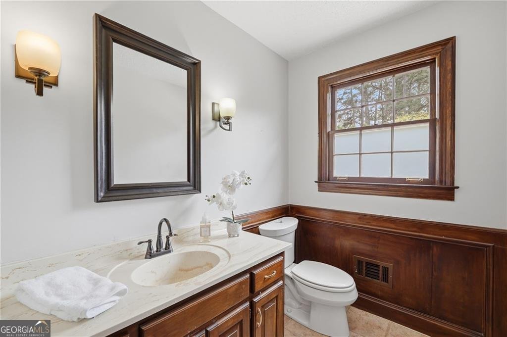 3922 Glen Meadow Drive Peachtree Corners - Photo 13