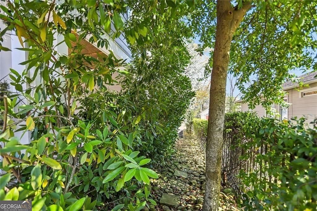 1651 Mercer Avenue Atlanta - Photo 8