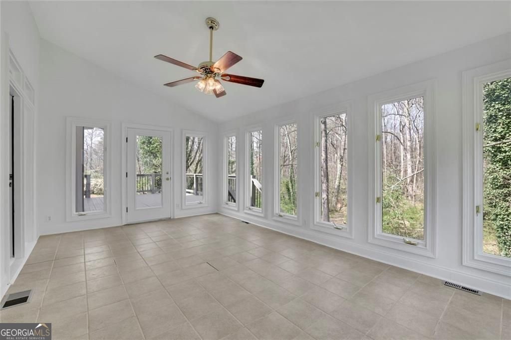 1718 Barrington Circle Marietta - Photo 15