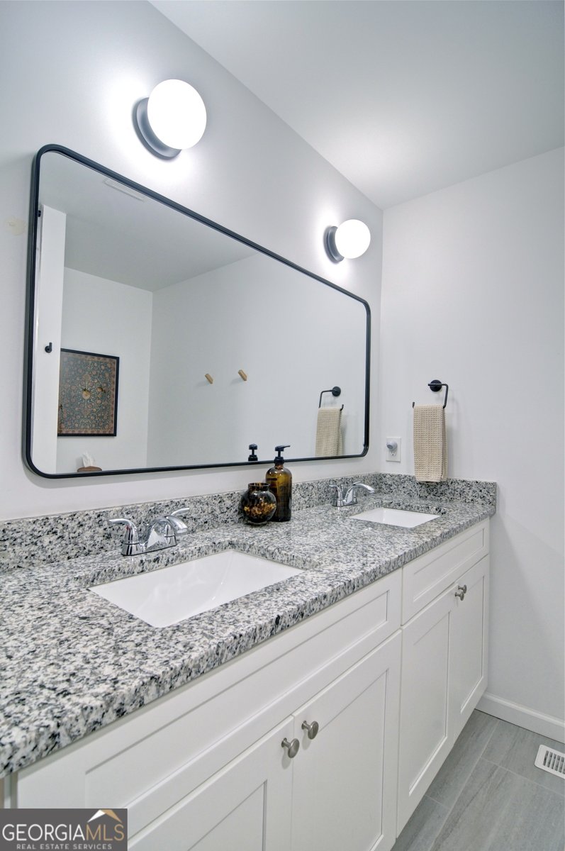 101 Stroud Drive Mableton - Photo 10