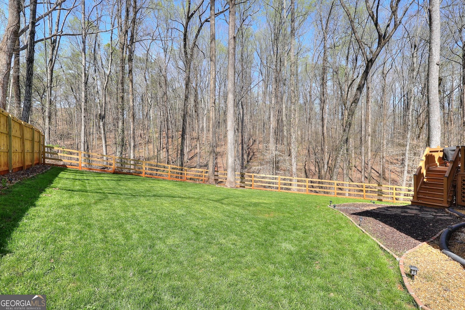 324 Heatherwood Drive Auburn - Photo 6