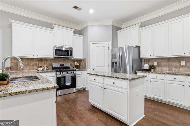 5445 Vickery Circle Cumming - Photo 11