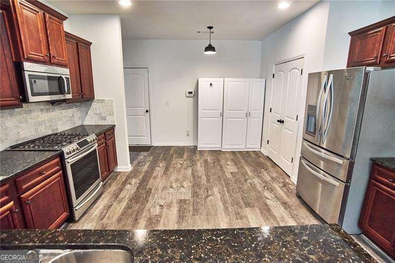 310 Woodson Way Woodstock - Photo 13