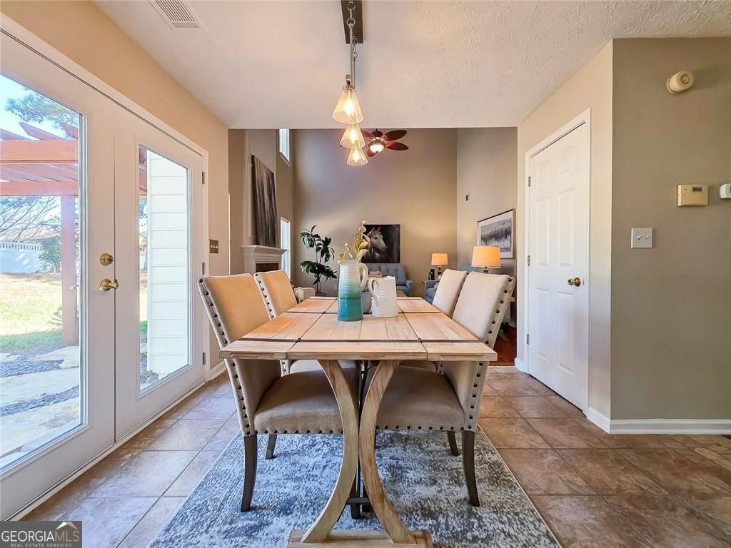 1010 Hidden Pond Lane Roswell - Photo 9