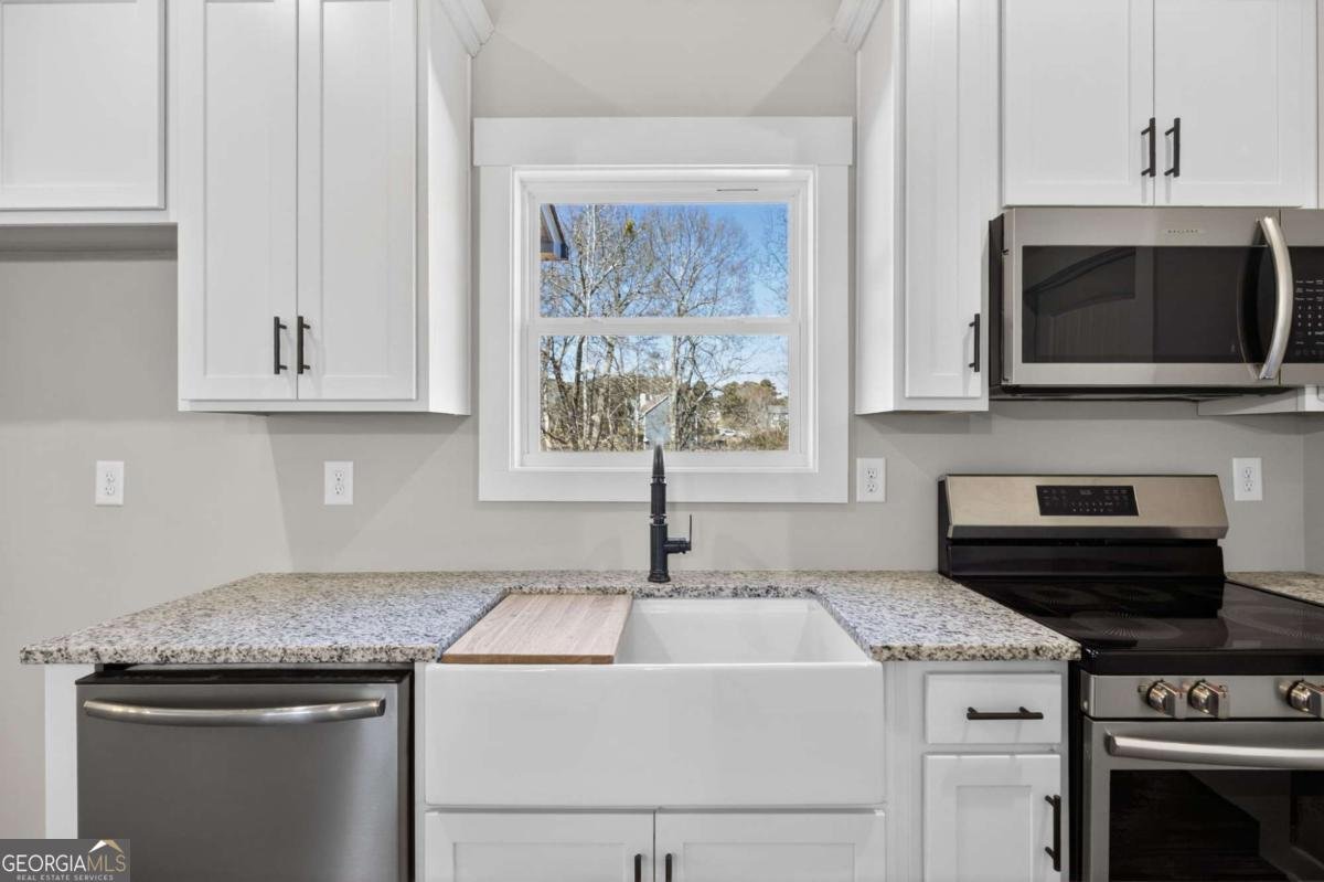 1549 Winn Road Douglasville - Photo 16