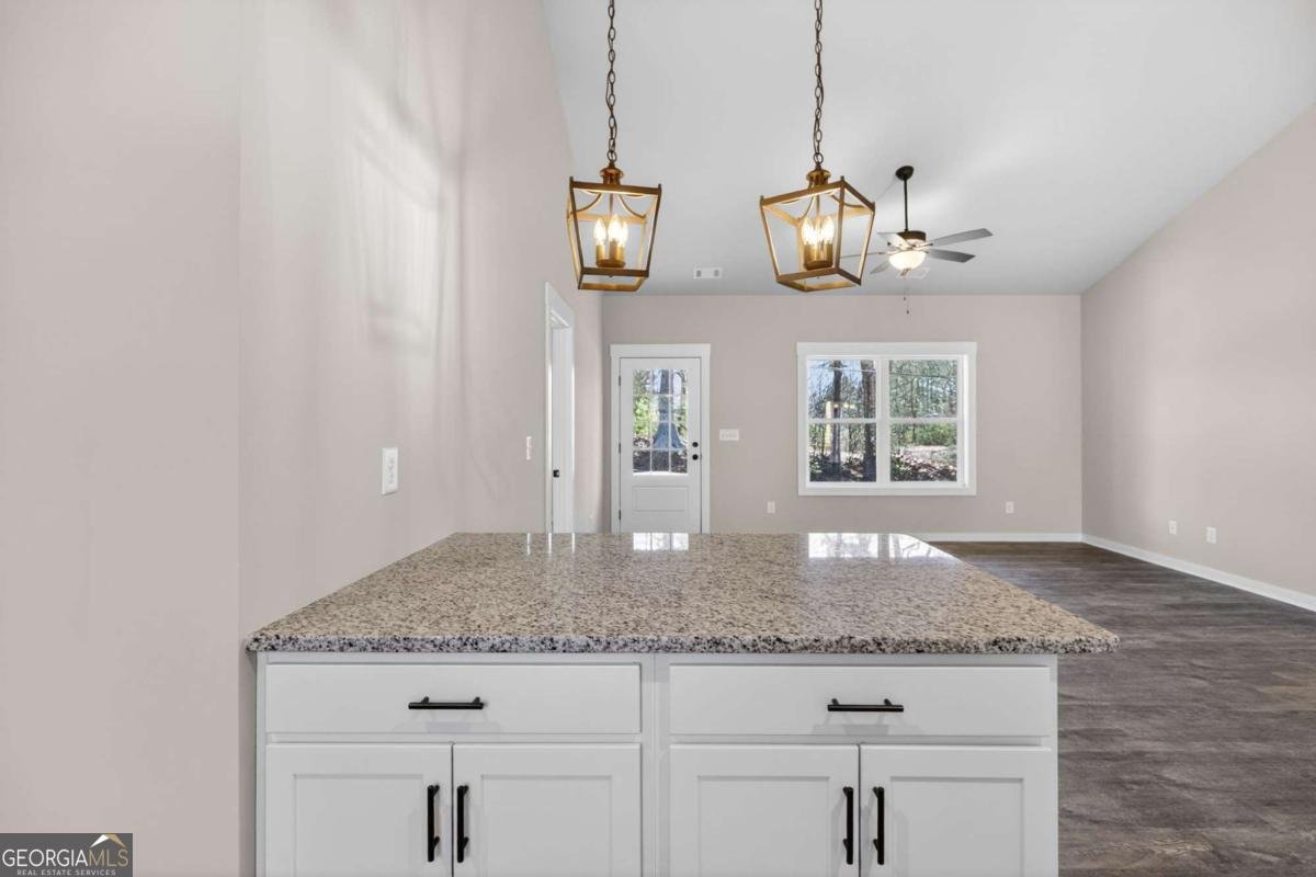 1549 Winn Road Douglasville - Photo 17