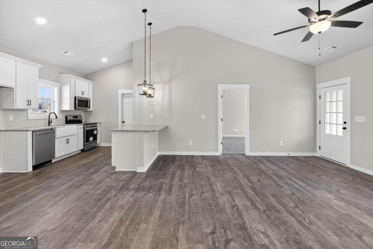 1549 Winn Road Douglasville - Photo 19