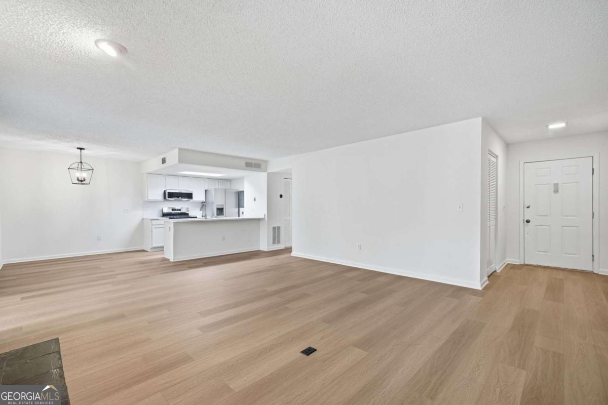 4053 Whitehall Way Alpharetta - Photo 12