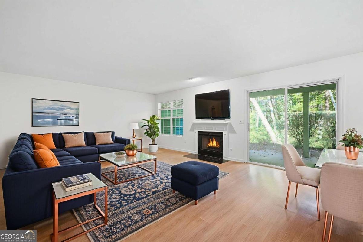 4053 Whitehall Way Alpharetta - Photo 6