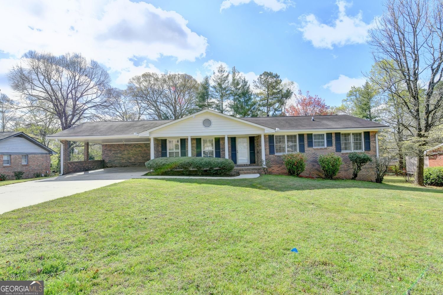 4461 Roberts Drive Sugar Hill - Photo 1