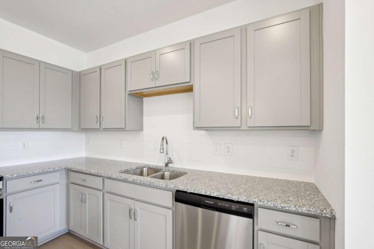 803 Nova Trail Riverdale - Photo 18