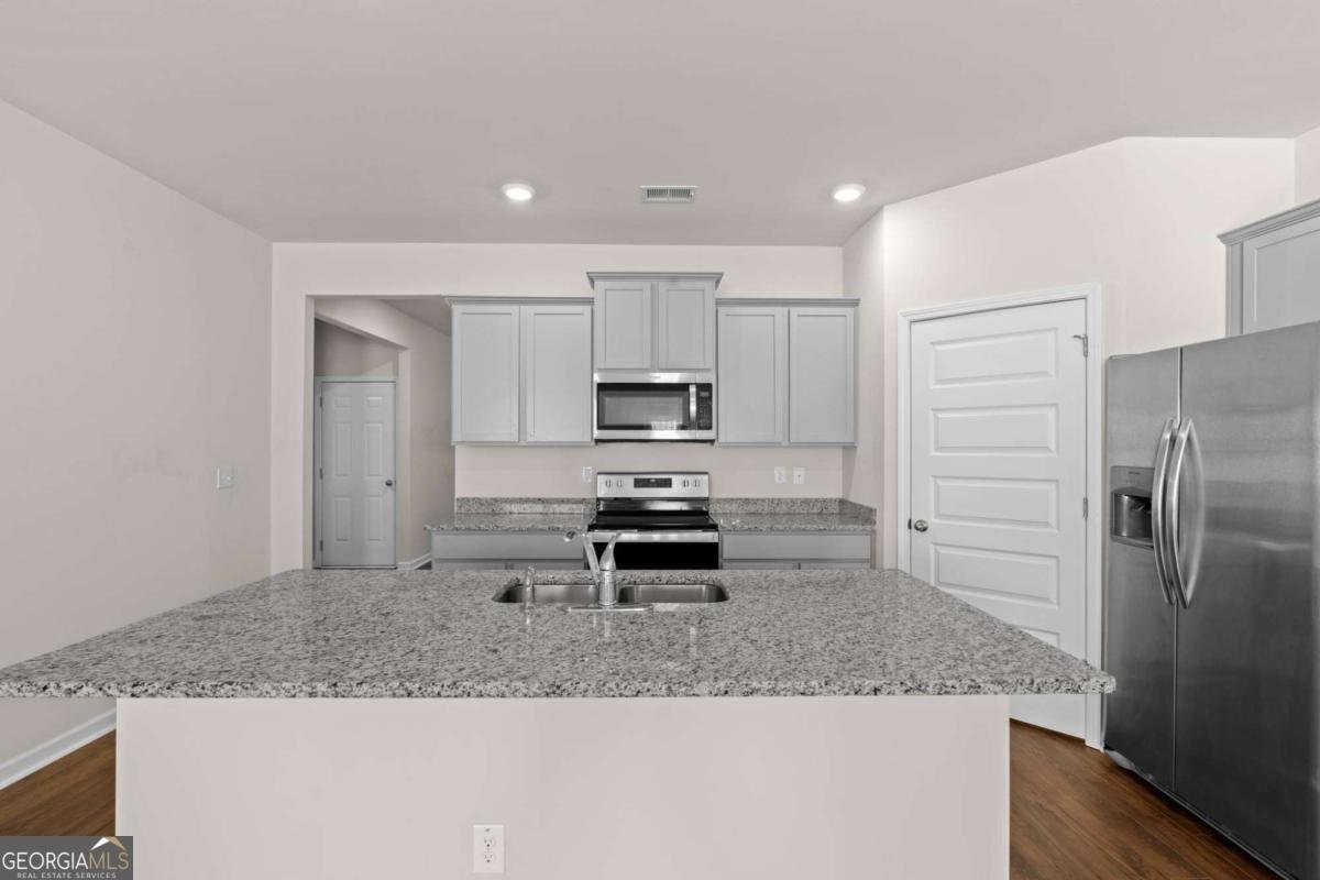 1249 Big Poplar Way Locust Grove - Photo 16