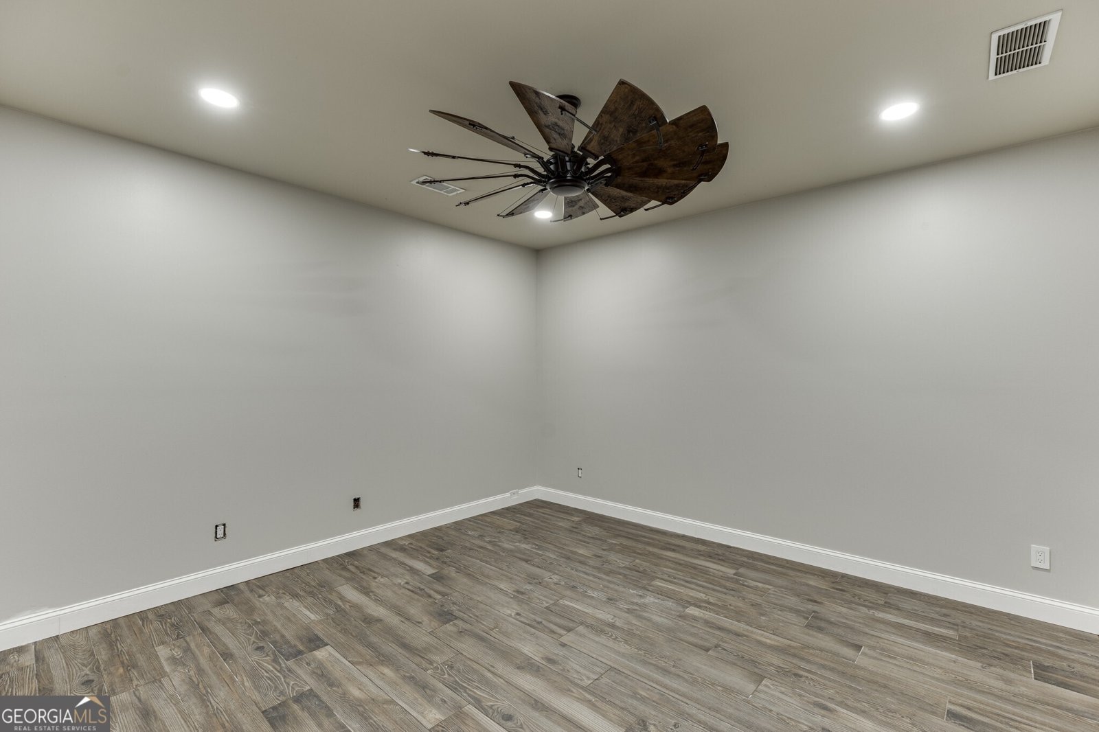 2729 Eva Court Bethlehem - Photo 38