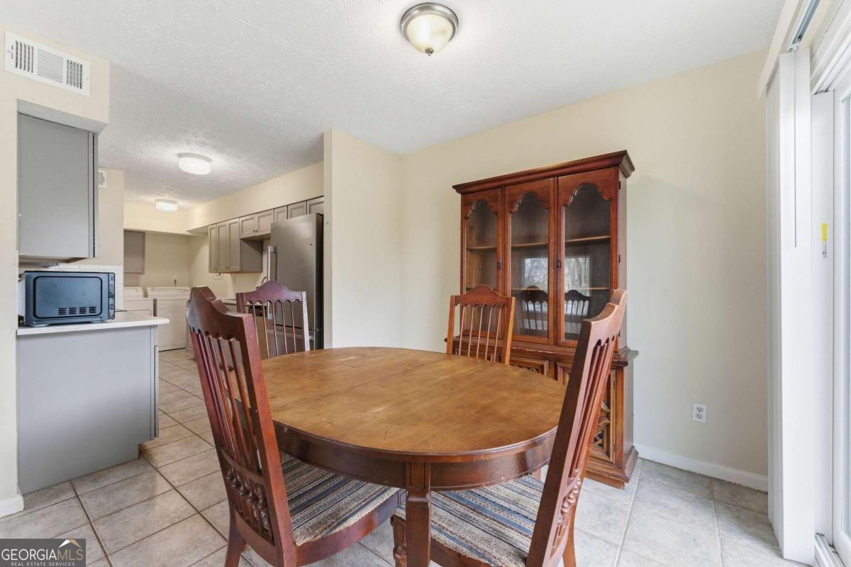 1448 Pine Log Road Conyers - Photo 6