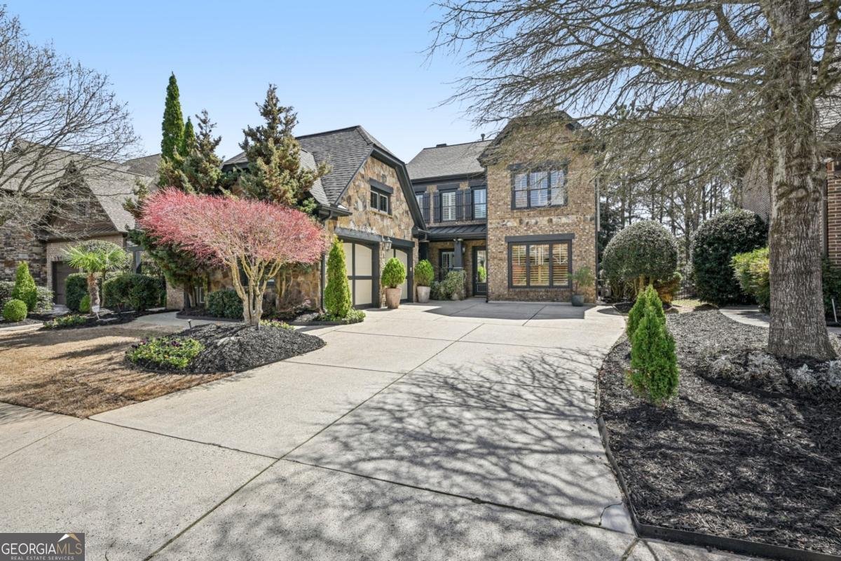 5030 Habersham Hills Drive Suwanee - Photo 1