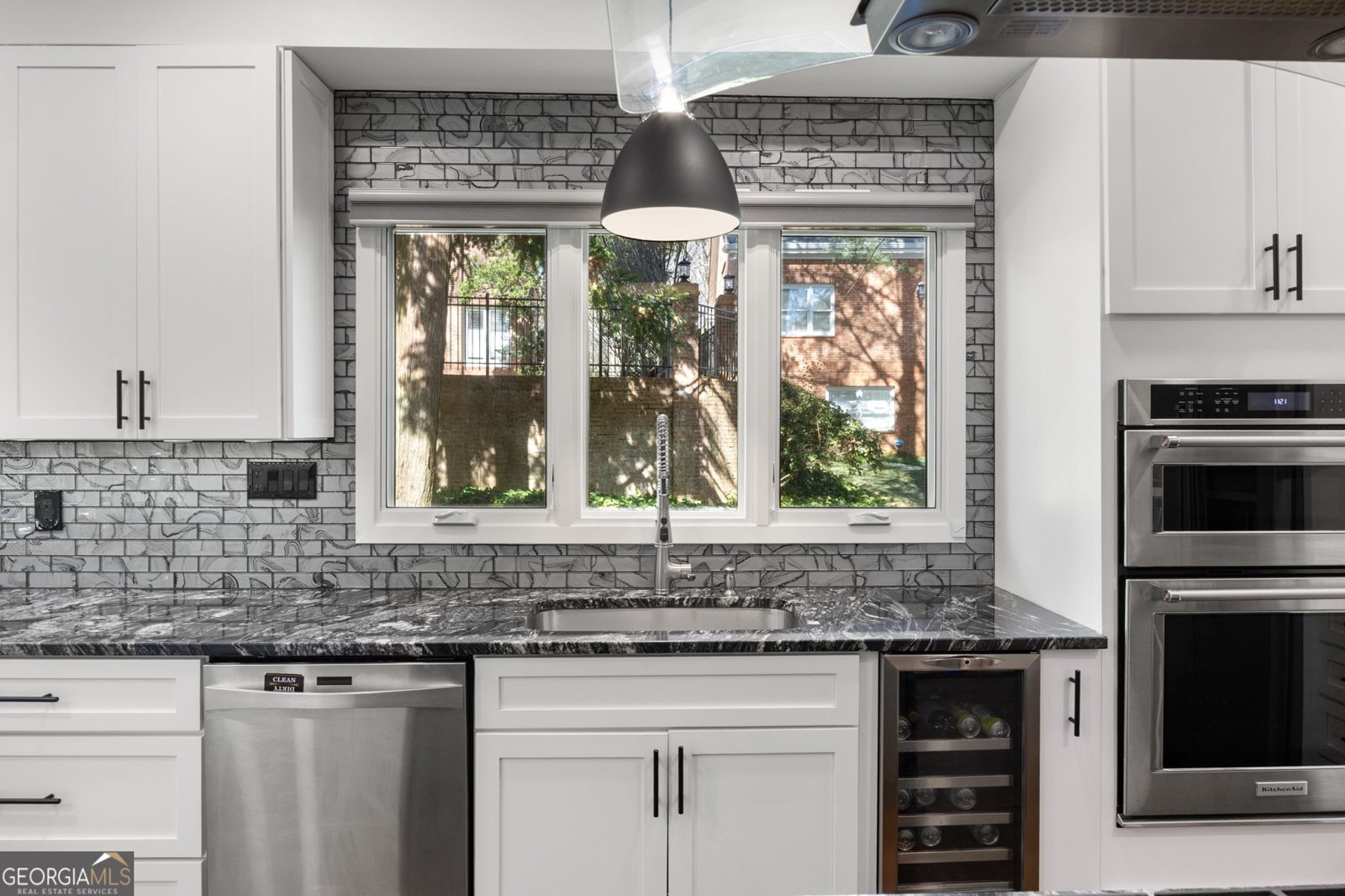 1013 Lenox Valley Drive Atlanta - Photo 17