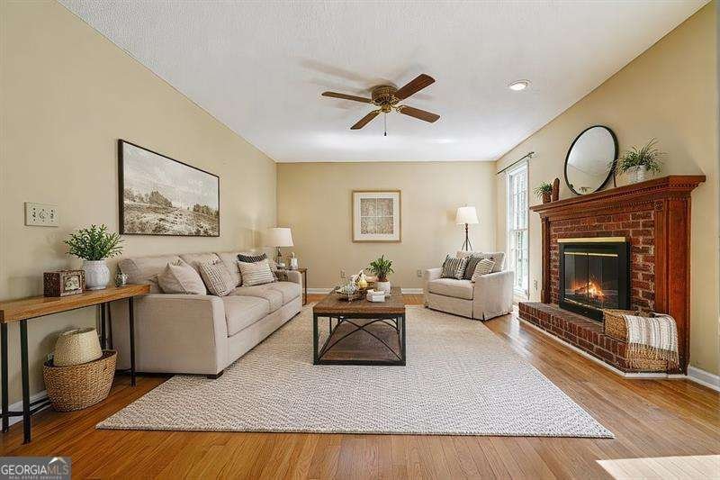 4241 Glenforest Way Roswell - Photo 10