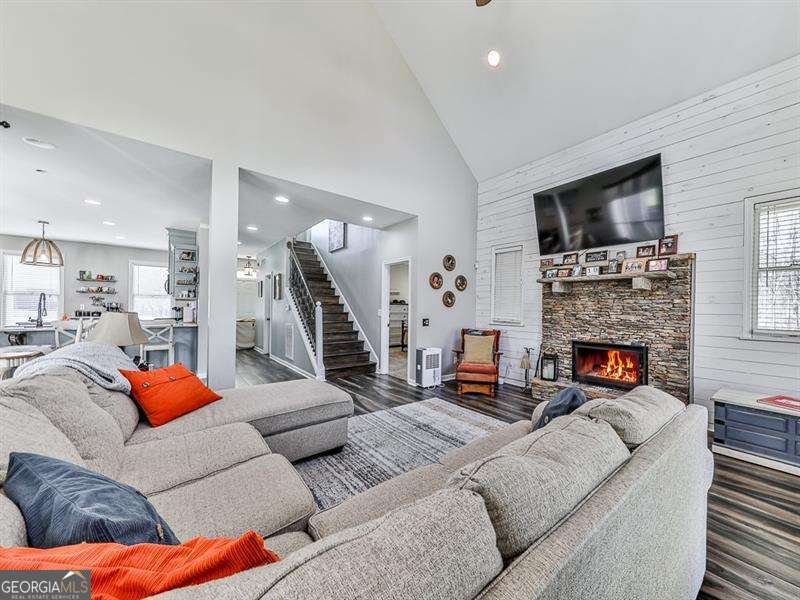 1206 Garden Row Dalton - Photo 10