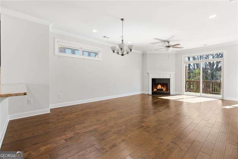 7990 Willoughby Court Alpharetta - Photo 10