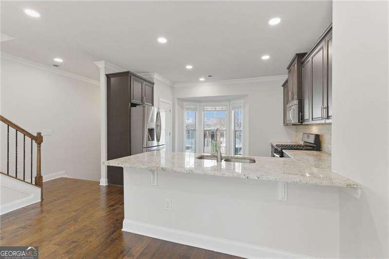 7990 Willoughby Court Alpharetta - Photo 6