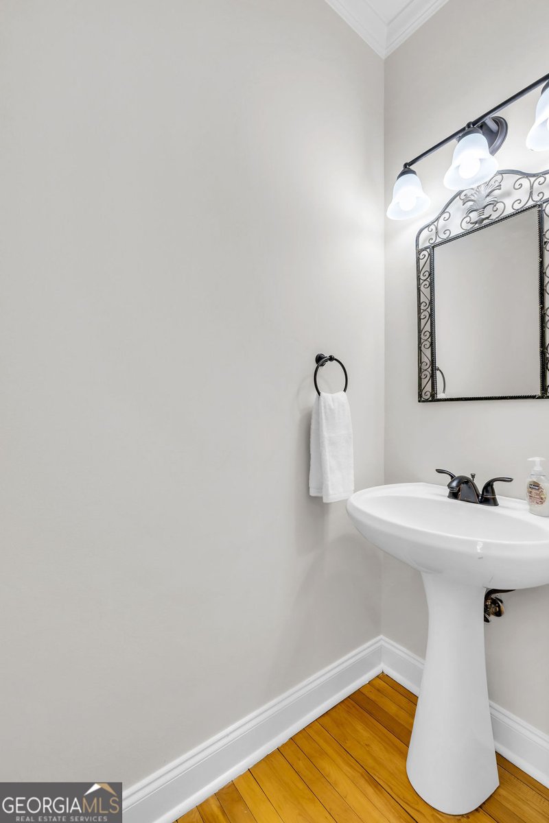 100 Penwick Drive Roswell - Photo 17