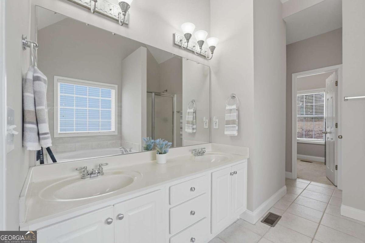 5755 P W A Drive Cumming - Photo 10