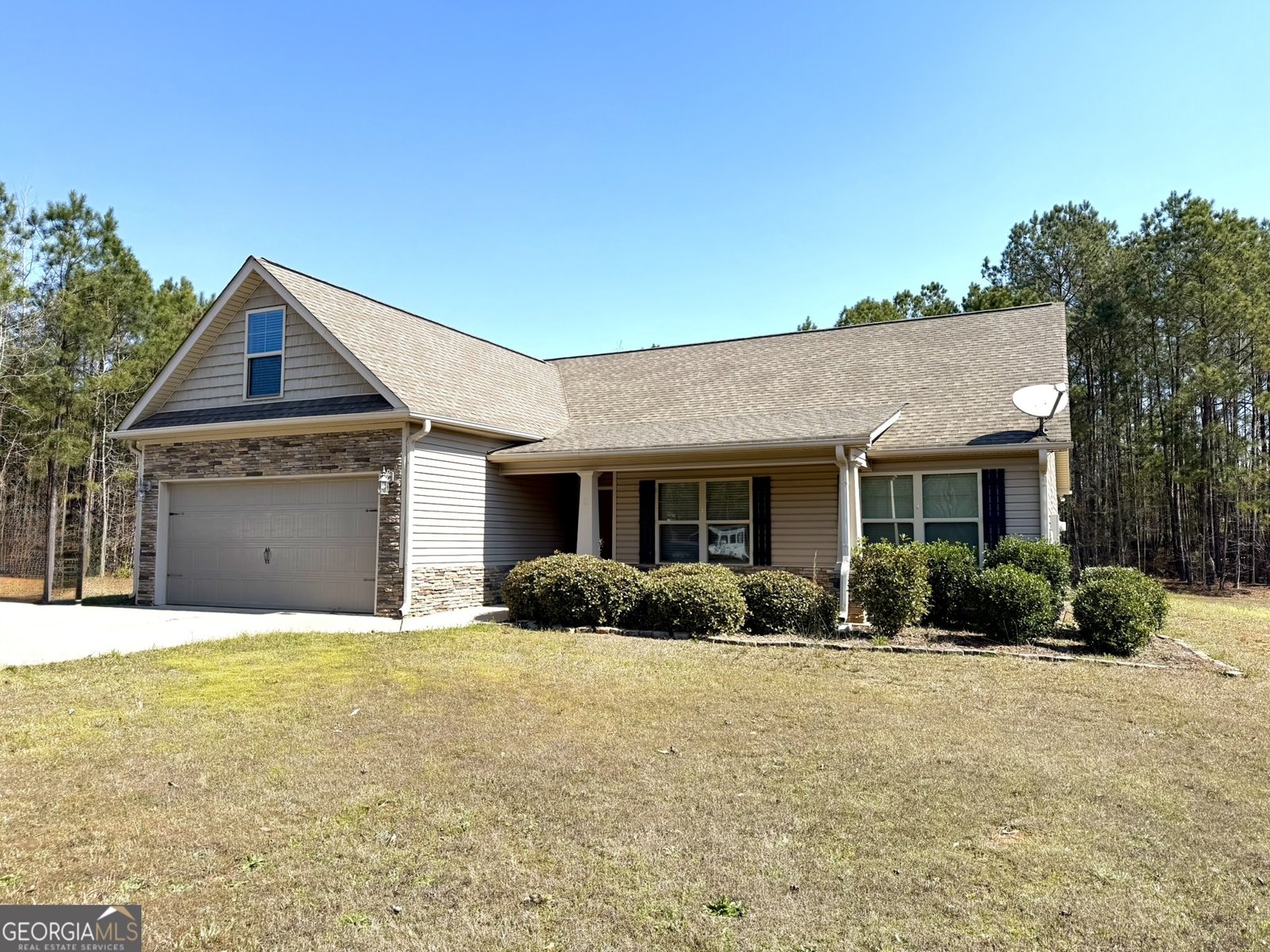111 Bridle Path Griffin - Photo 1