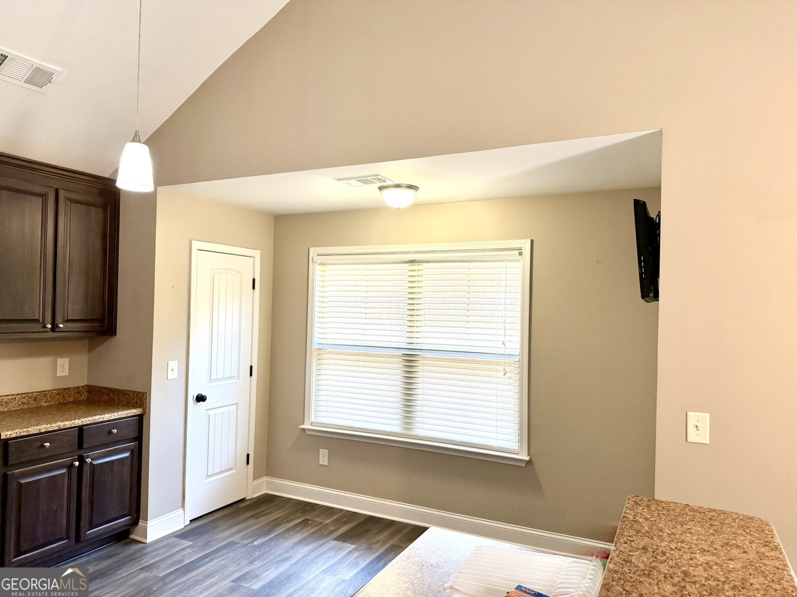 111 Bridle Path Griffin - Photo 8