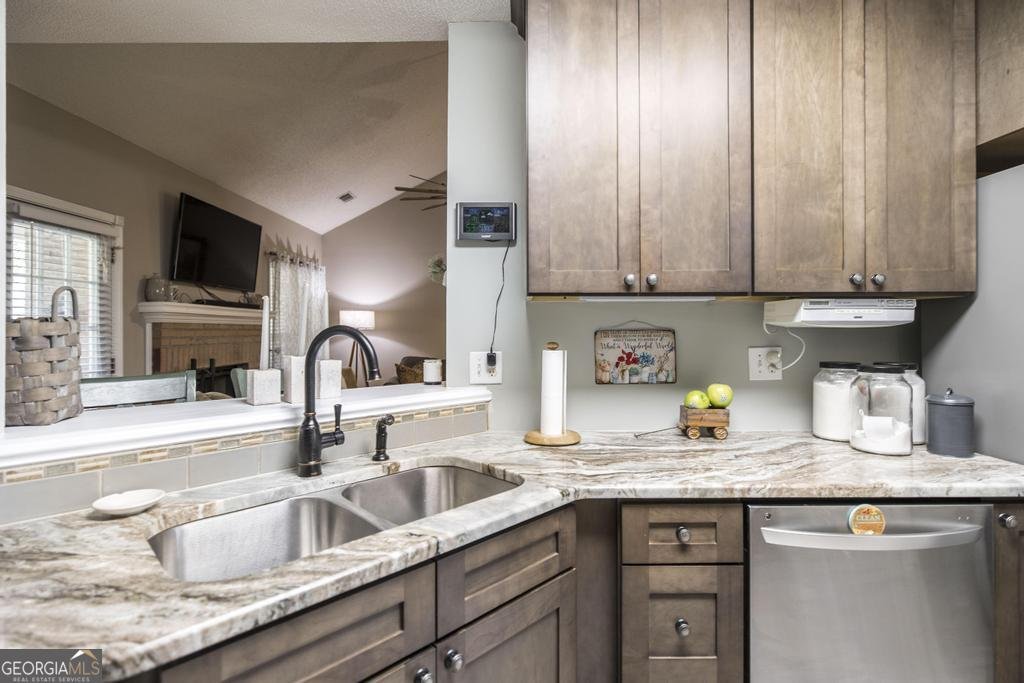 105 Kentucky Downs Perry - Photo 14