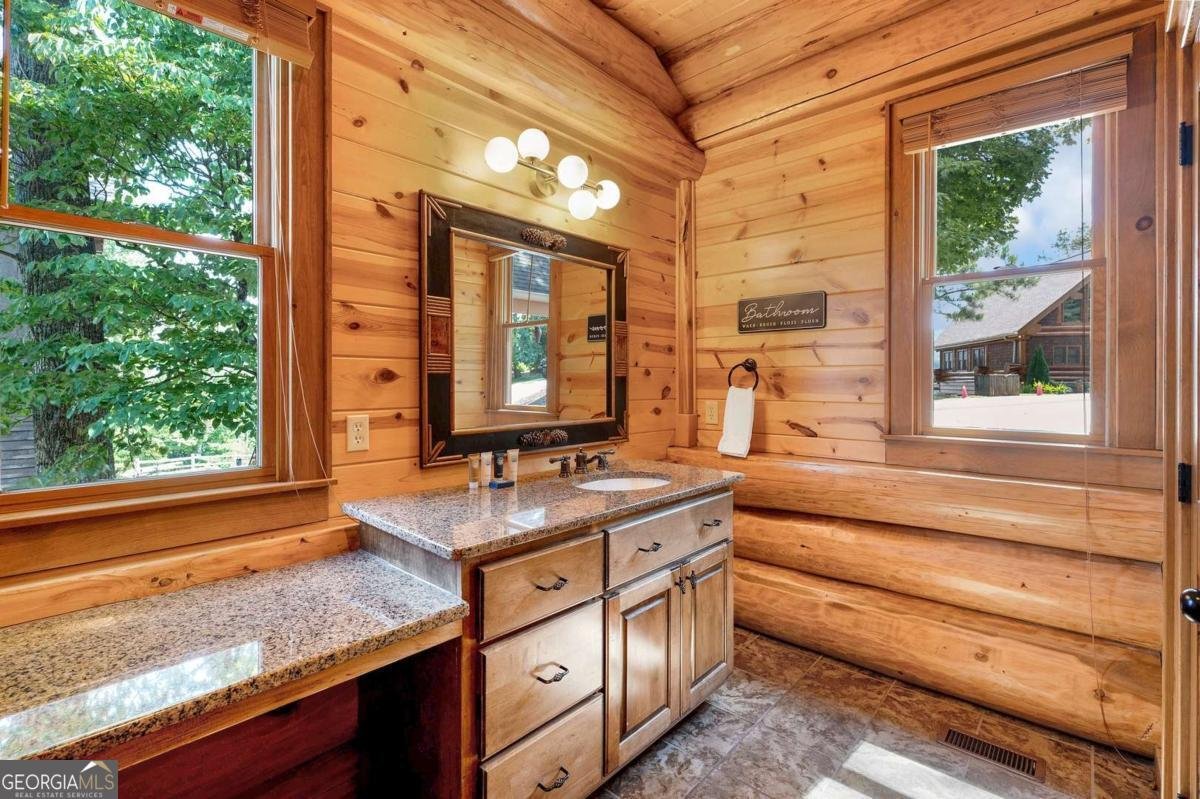 502 Overlook Drive Blue Ridge - Photo 32