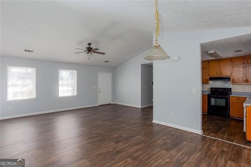 105 Valley Court Covington - Photo 6