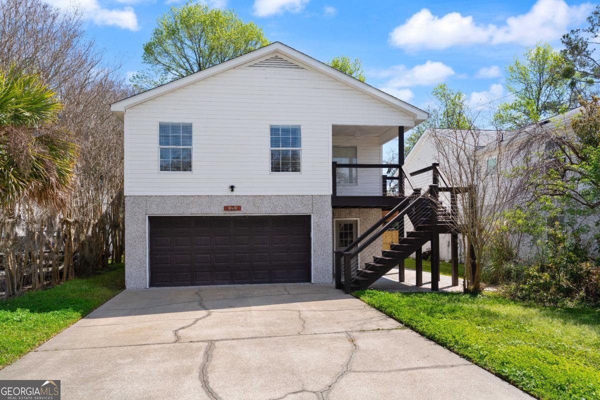 232 Georgia Street St. Simons - Photo 1