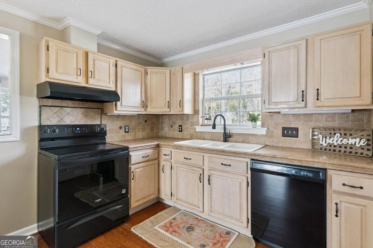 232 Georgia Street St. Simons - Photo 10