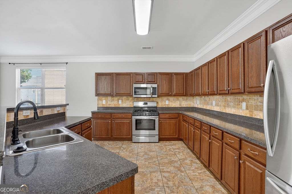 7327 Parks Trail Fairburn - Photo 14