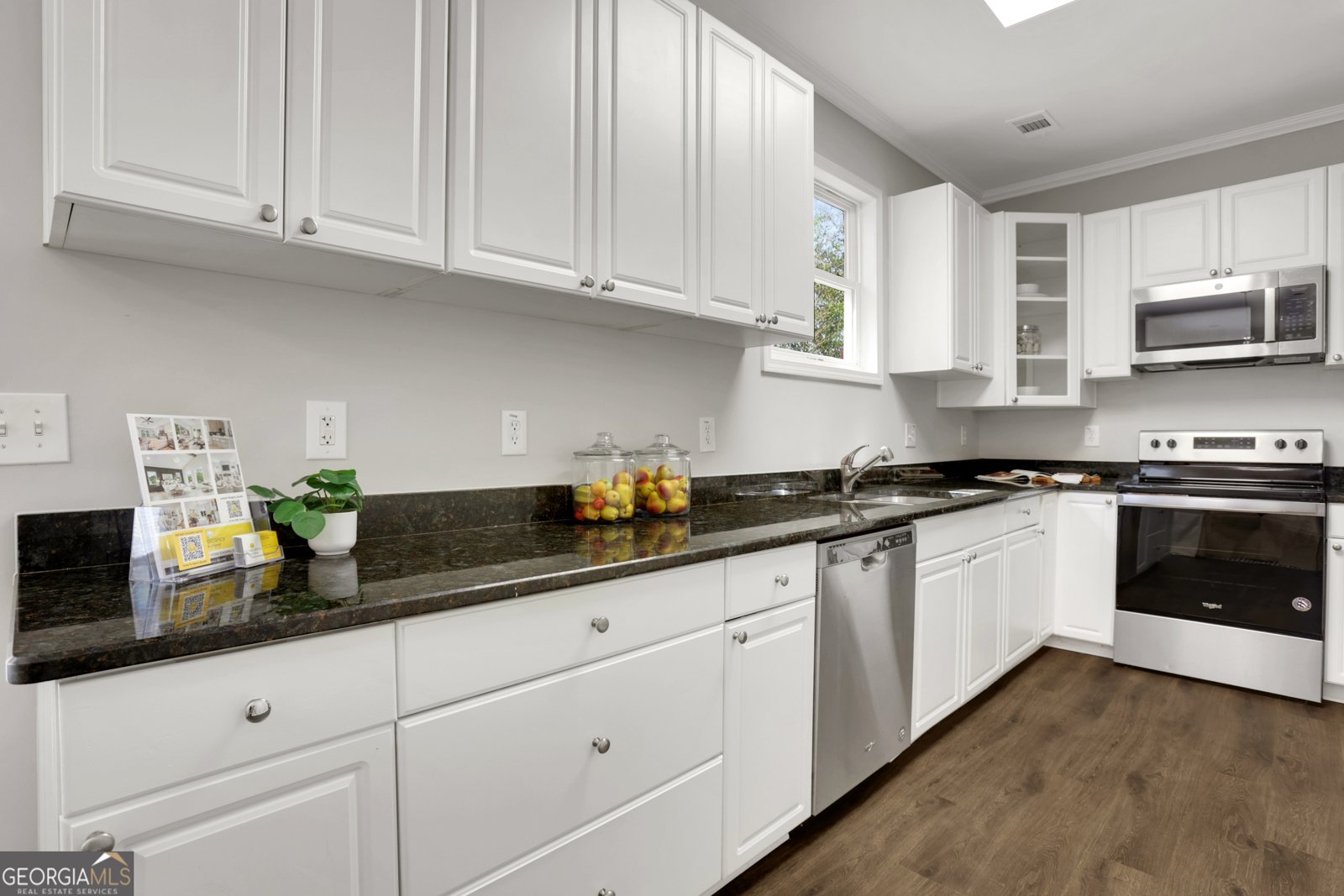 2431 Woodside Way Atlanta - Photo 11