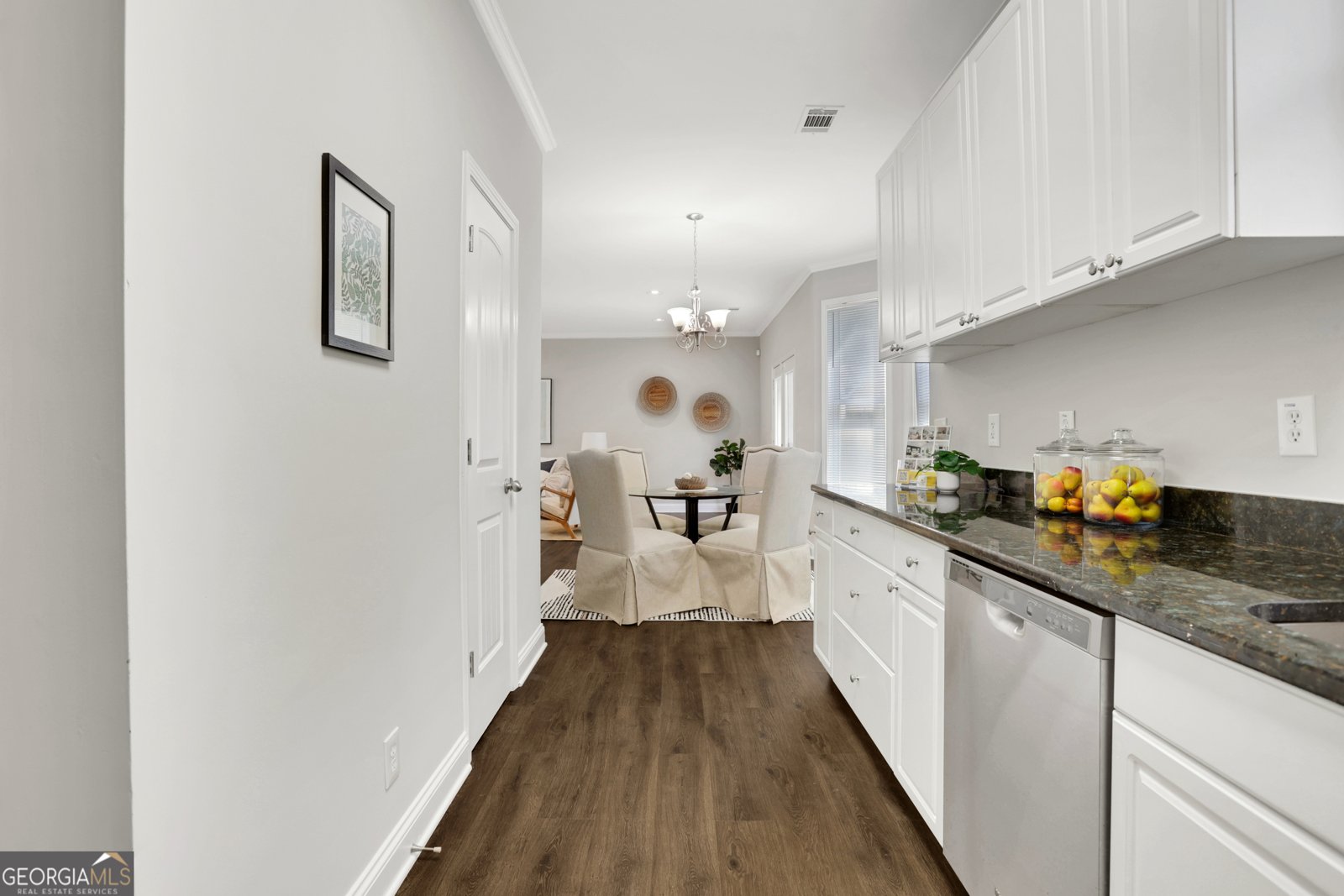 2431 Woodside Way Atlanta - Photo 14