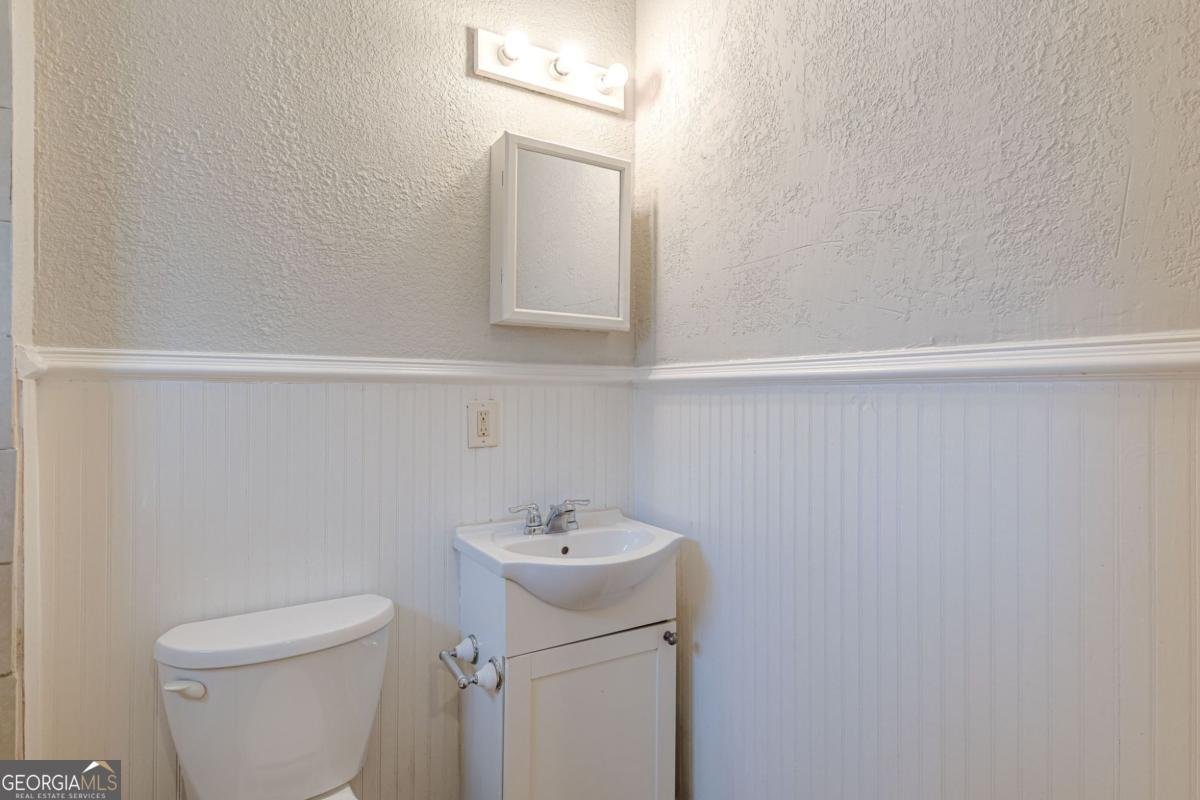 2718 Harris Street East Point - Photo 23