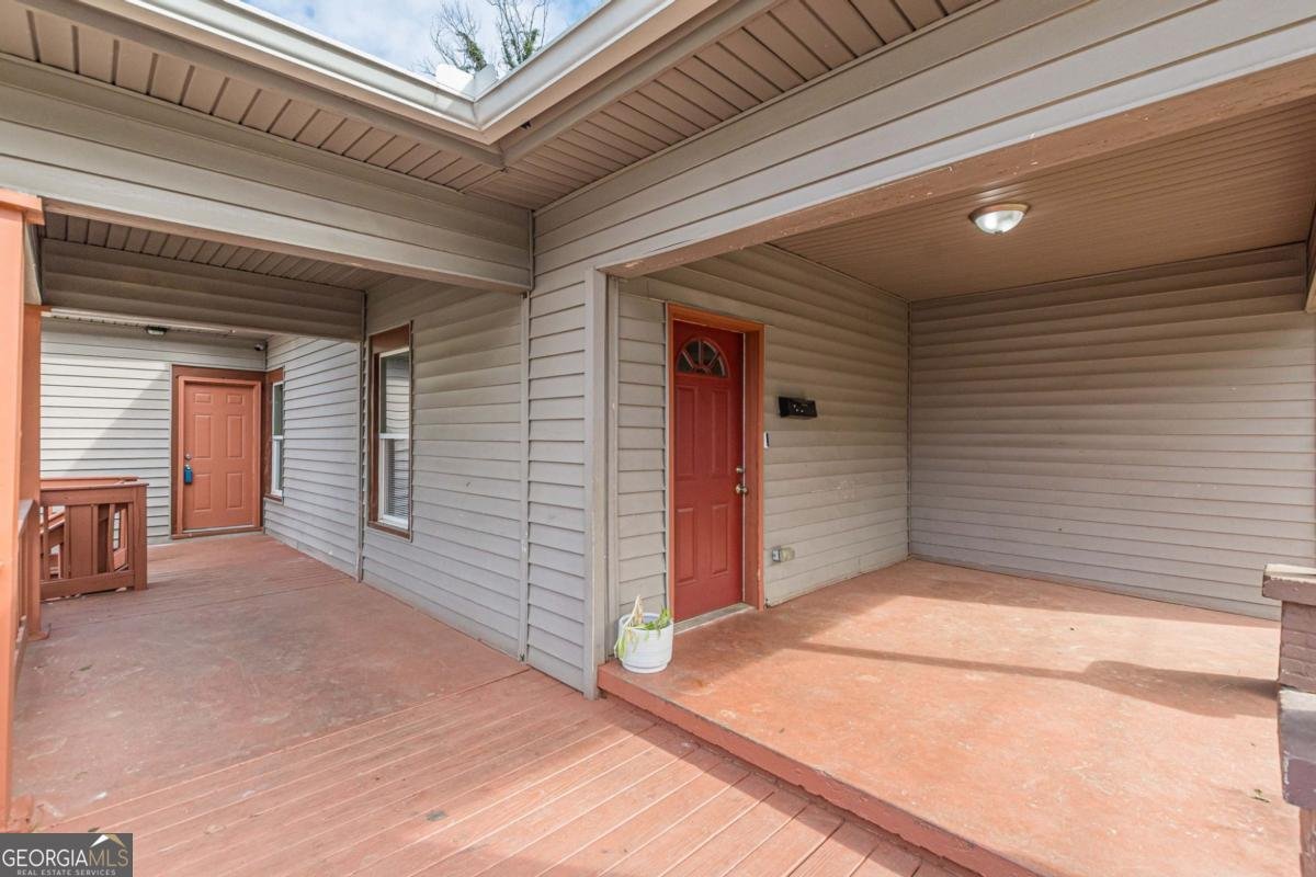 2718 Harris Street East Point - Photo 8