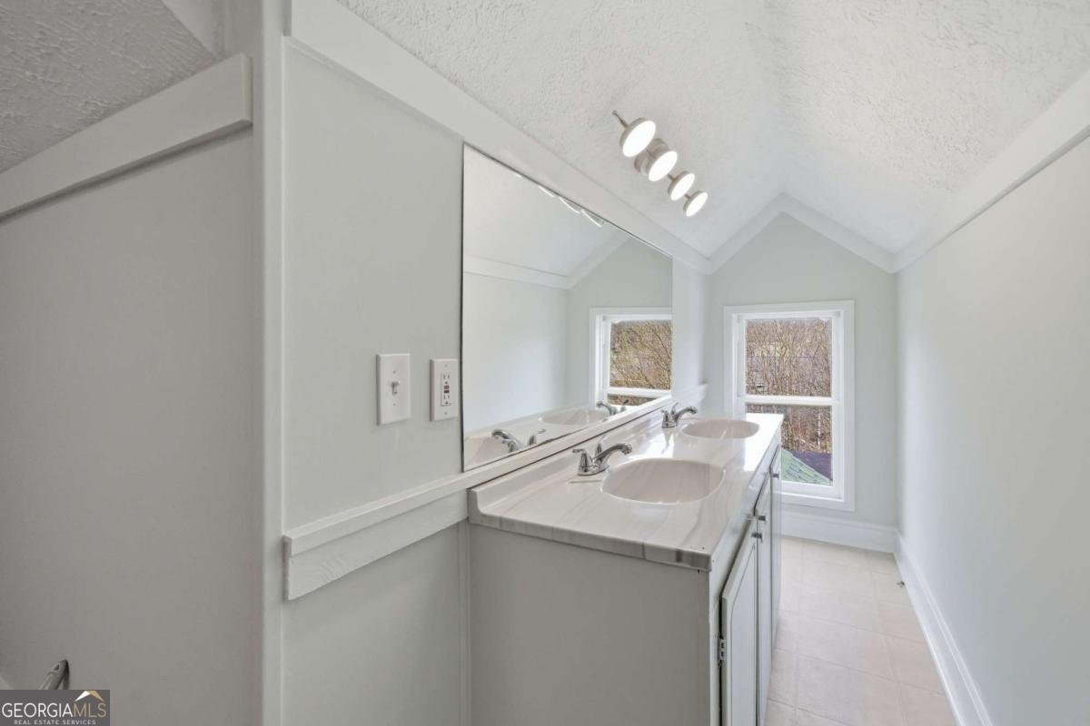 108 King Street Adairsville - Photo 42