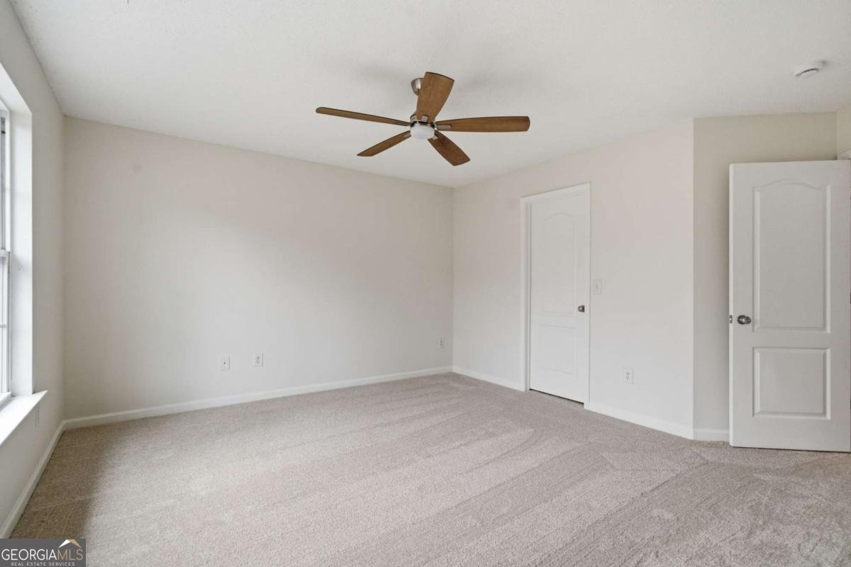 533 Fox Creek Crossing Woodstock - Photo 10