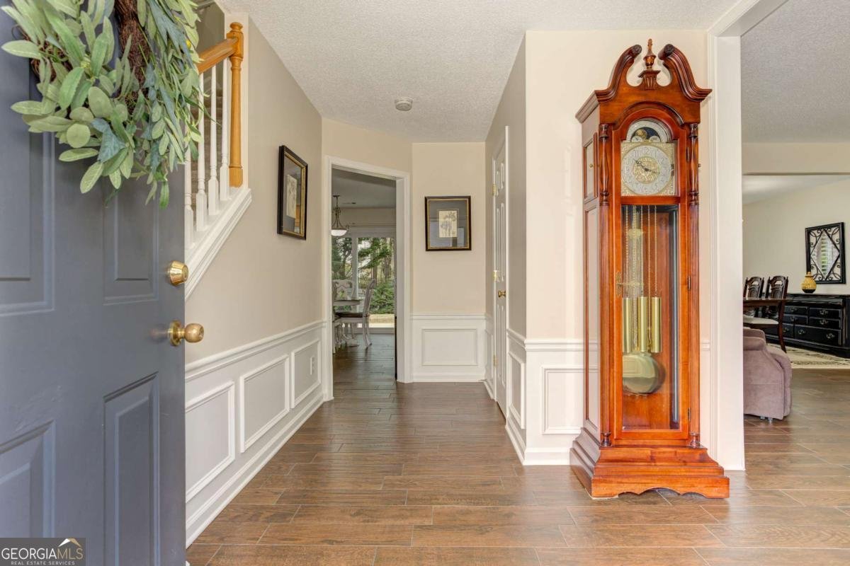 650 Glenbarrett Court Marietta - Photo 7