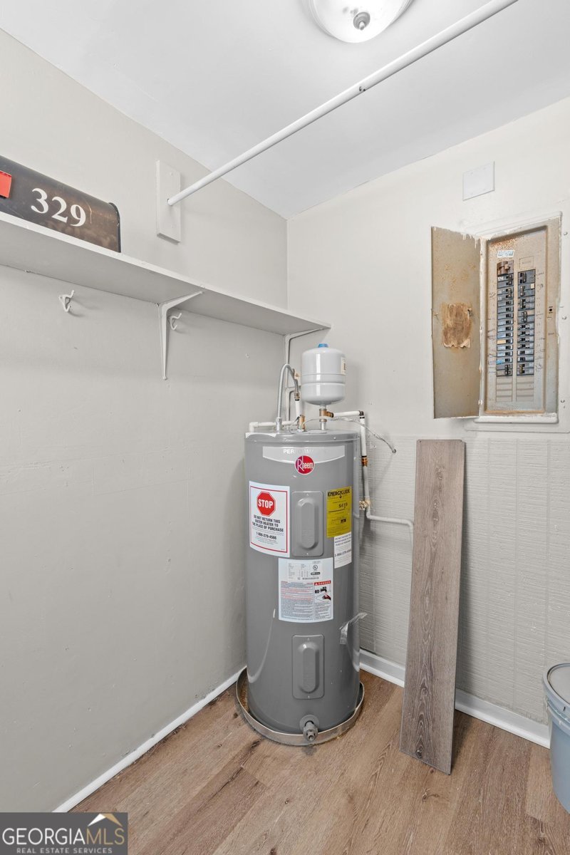 329 Hampton Street McDonough - Photo 20