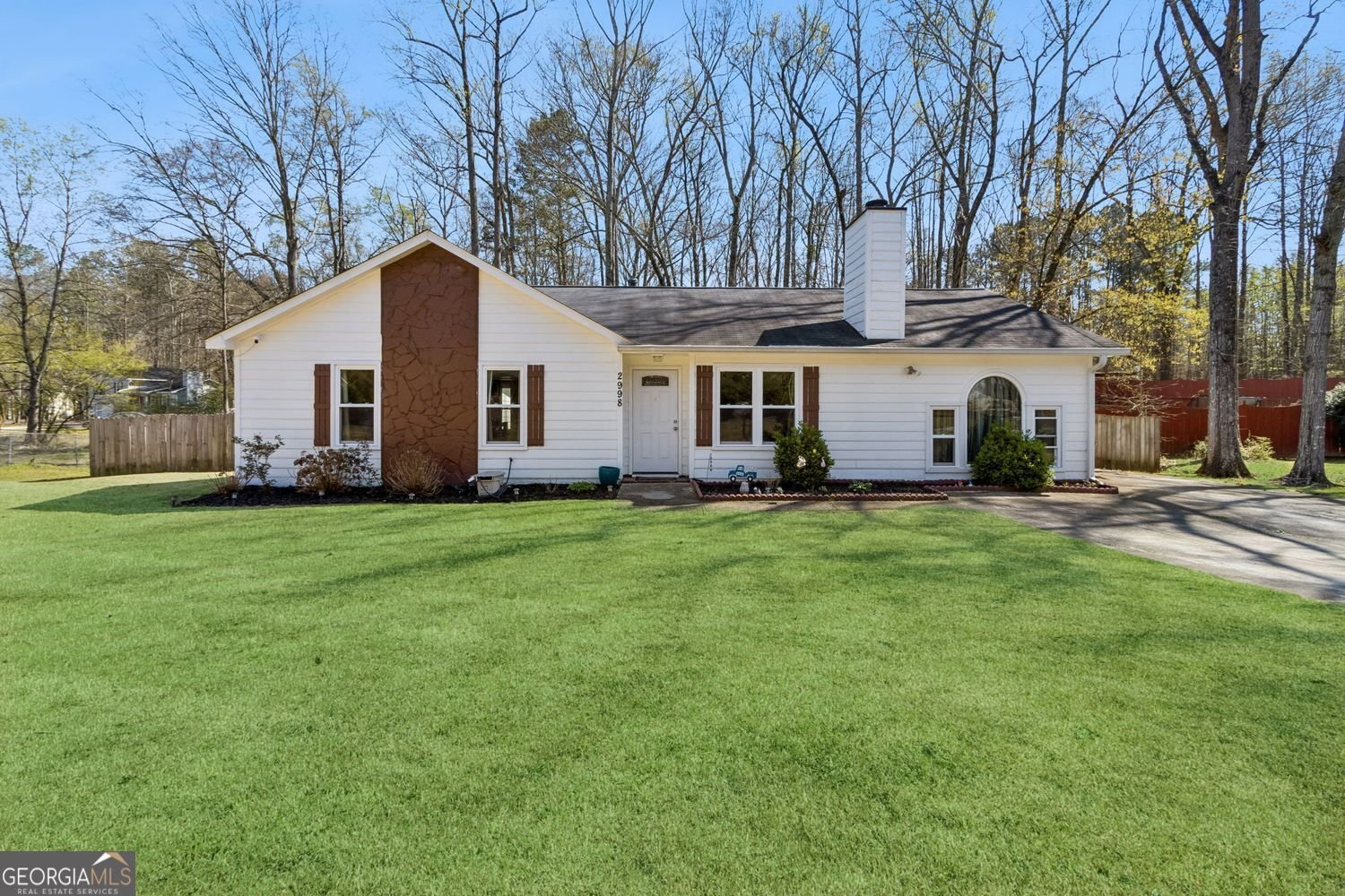 2998 Valley View Circle Powder Springs - Photo 1