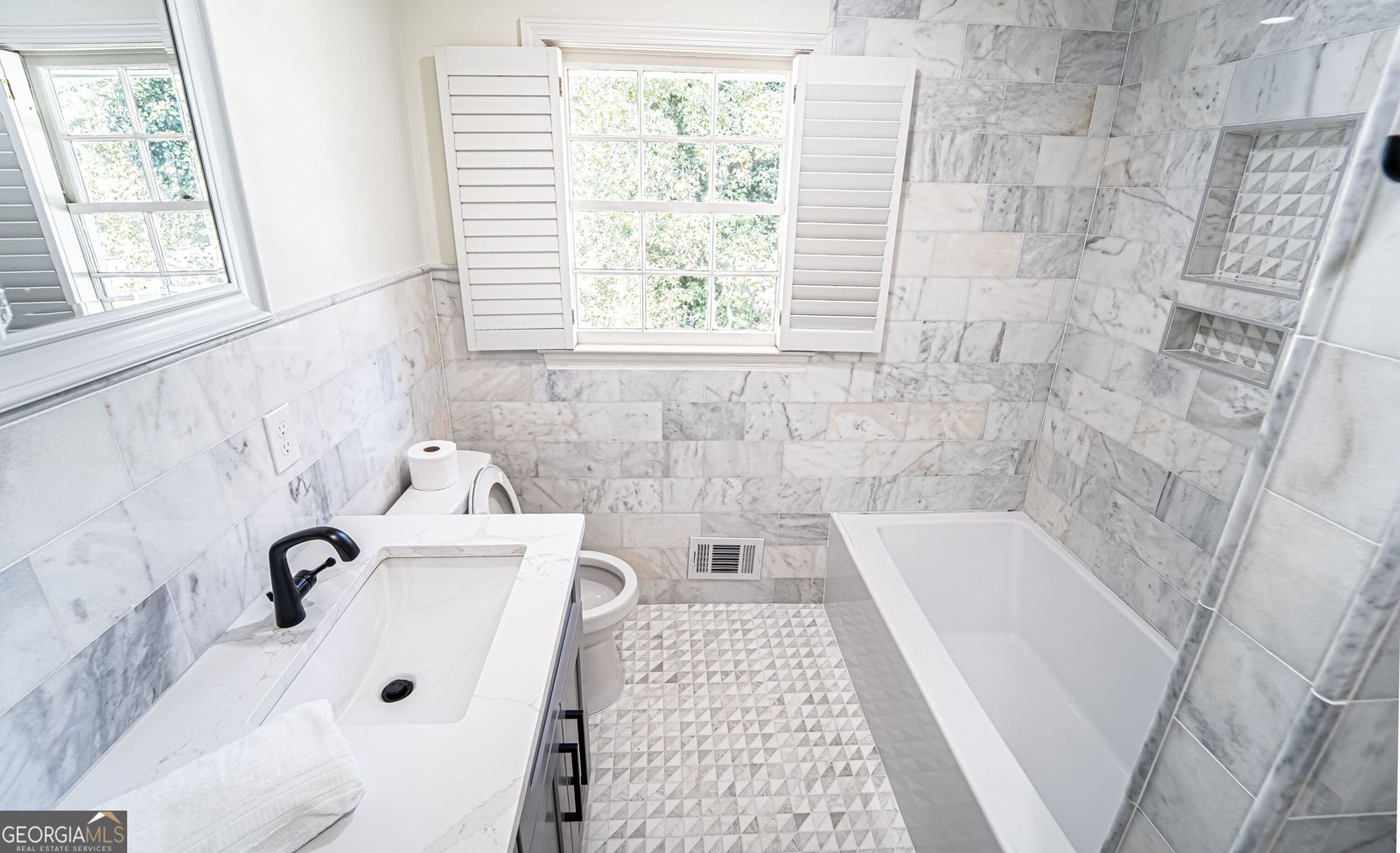 5205 Corinth Circle Stone Mountain - Photo 14