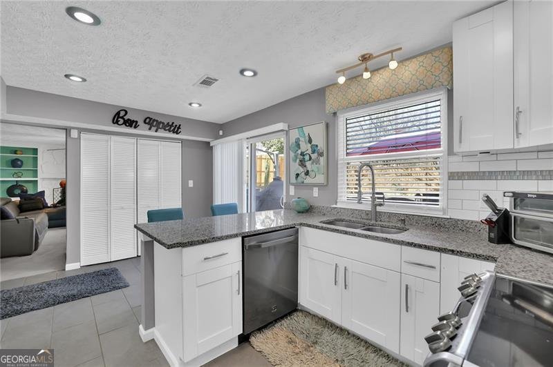 325 Ivy Mill Court Roswell - Photo 10